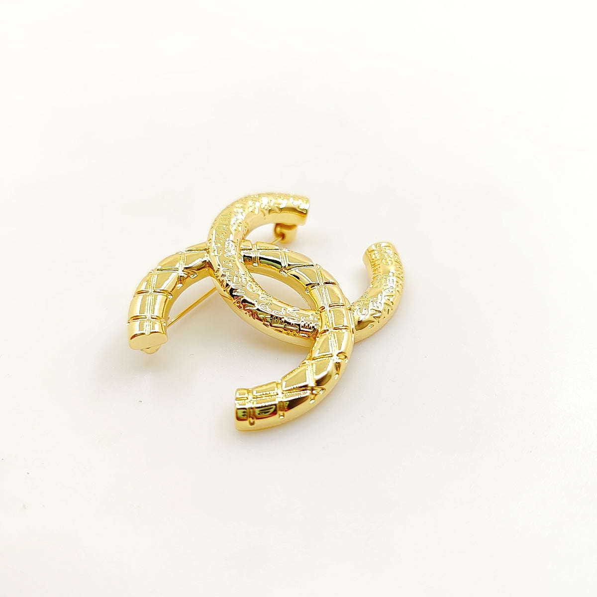 18K  Chanel 24S Brooch